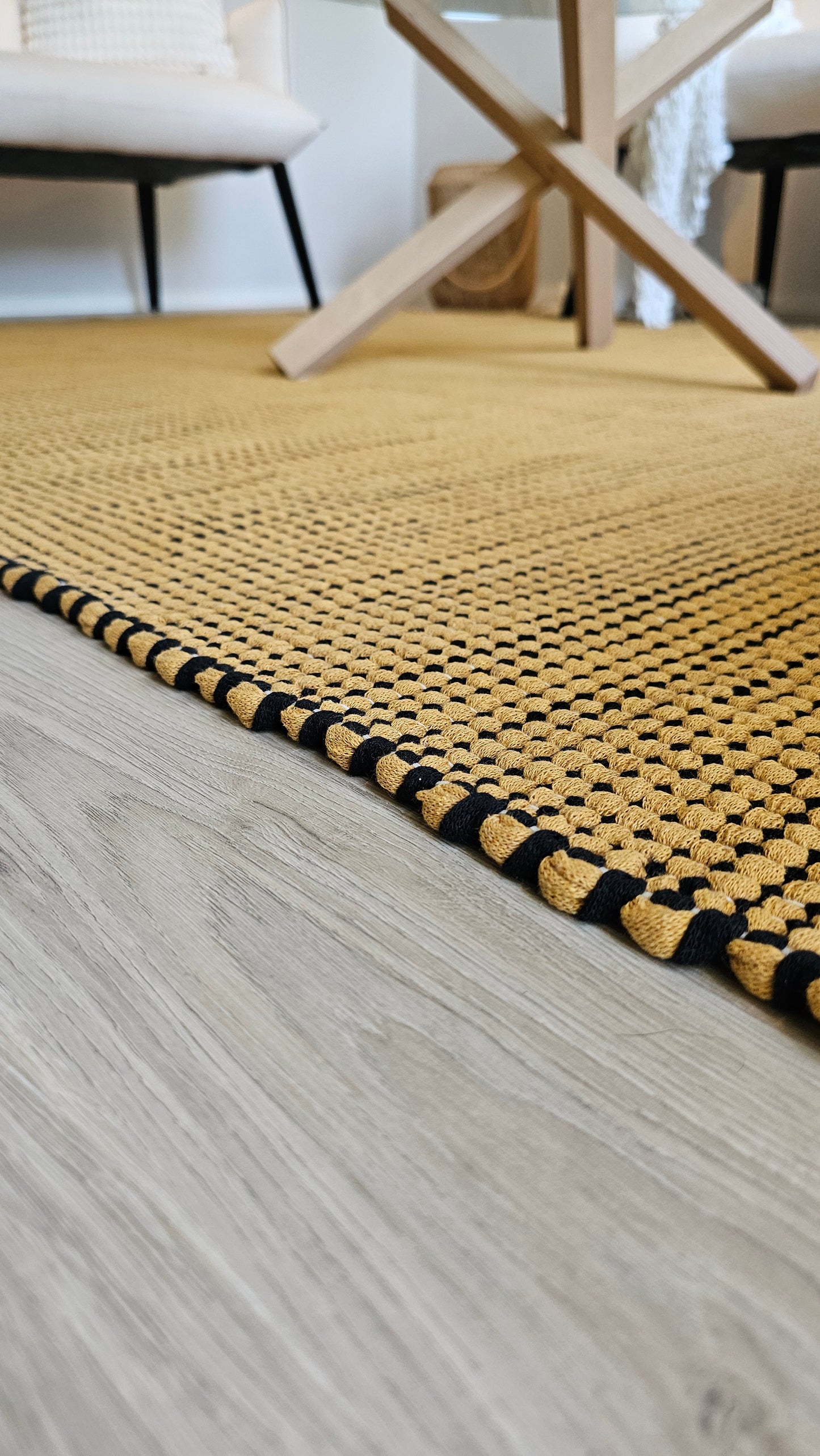 Helsinki Kotimainen Räsymatto Leijonankeltainen