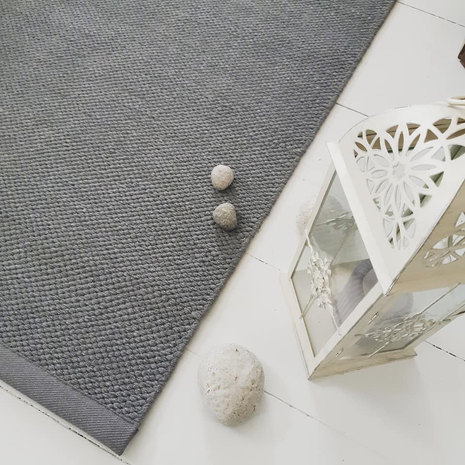 Naava Kotimainen Matto Omilla Mitoilla & Väreillä