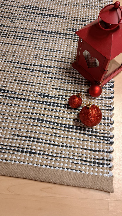 FINNISH RAG CARPET JÄKÄLÄ